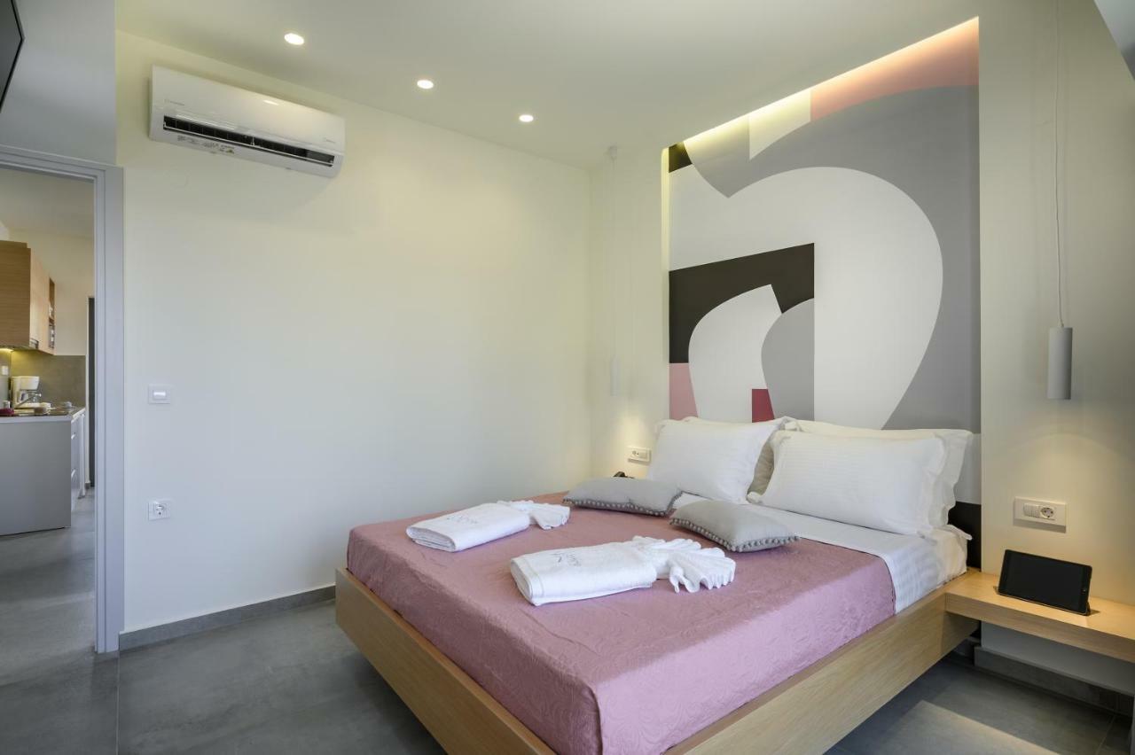 פלטניאס Athina Suites Luxury Suites Near The Sea Platanias מראה חיצוני תמונה