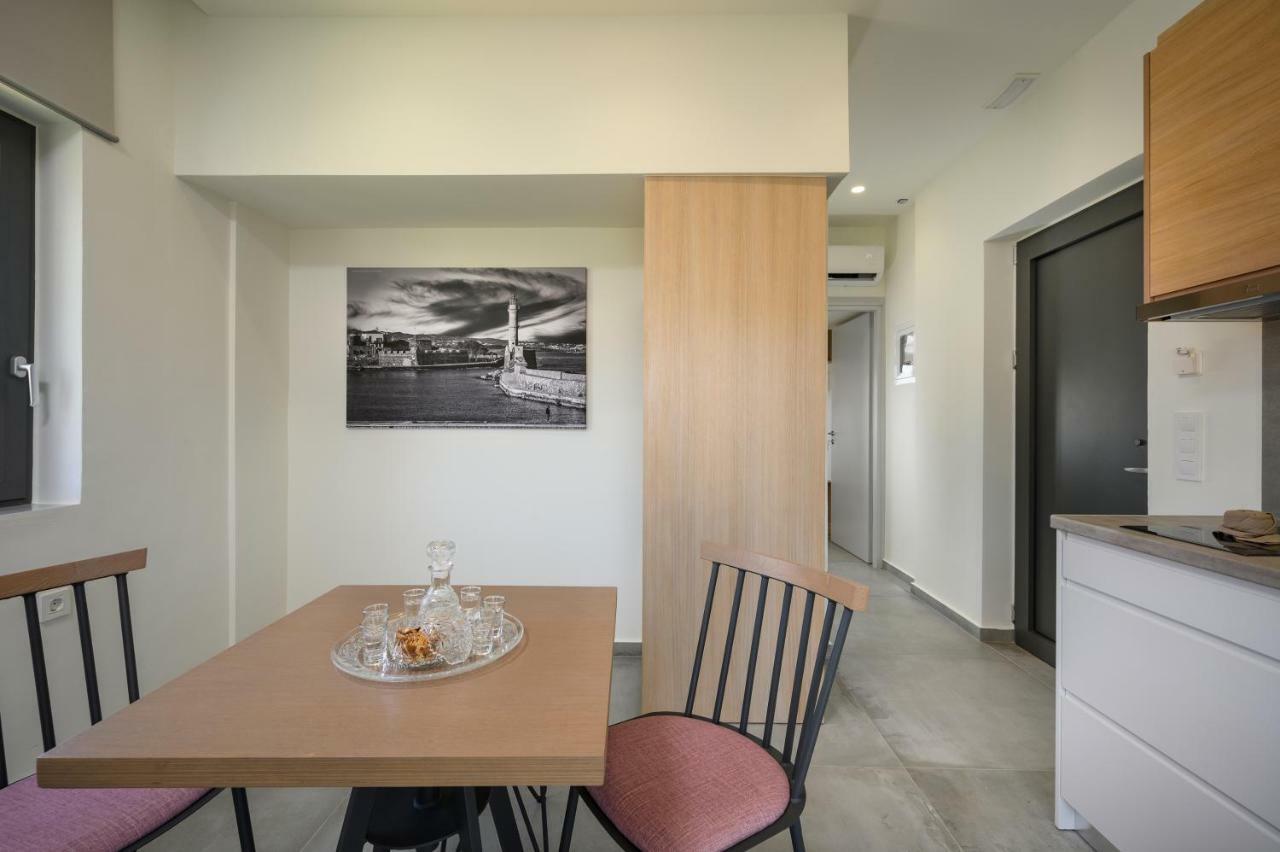 פלטניאס Athina Suites Luxury Suites Near The Sea Platanias מראה חיצוני תמונה